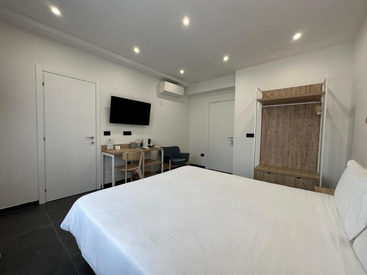 Ng Guest House Il Gallura Ольбия Экстерьер фото
